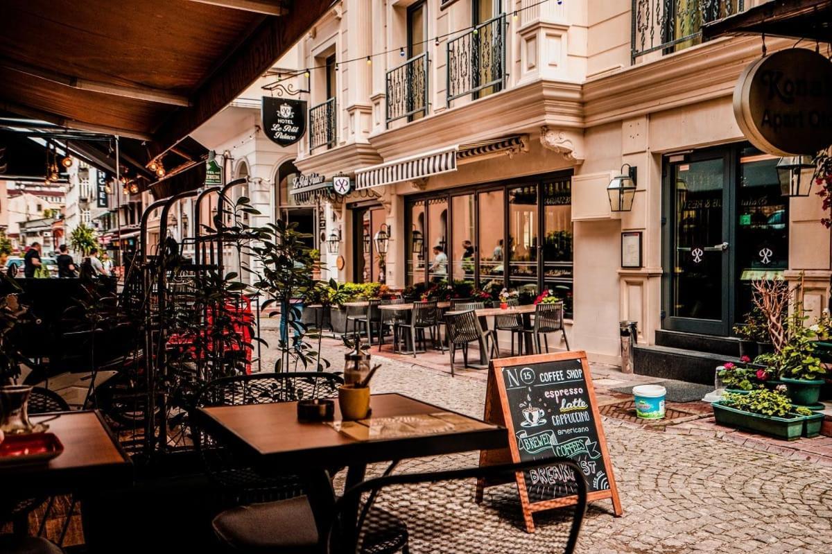 Gca Apart Victoriei Букурещ Екстериор снимка